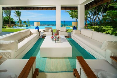 Luxury Villa Photo #6