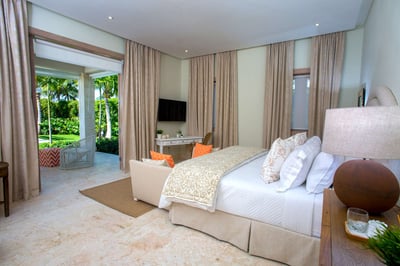 Luxury Villa Photo #37