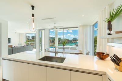 Luxury Villa Photo #5