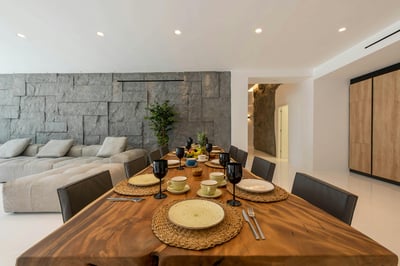Luxury Villa Photo #14