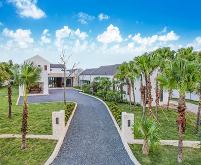 Luxury Villa Photo #44