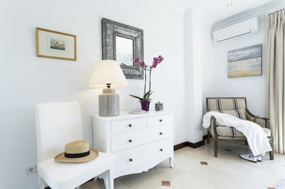 Luxury Villa Photo #19