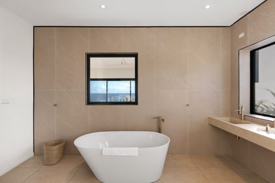 Luxury Villa Photo #34