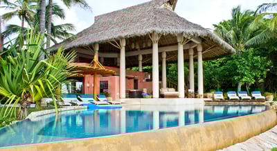 Luxury Villa Photo #2