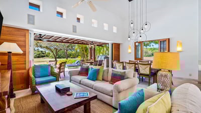 Luxury Villa Photo #10