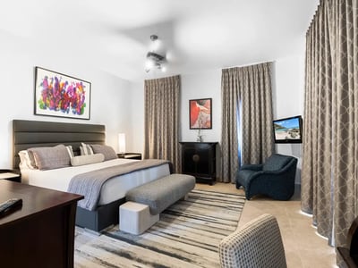 Luxury Villa Photo #22