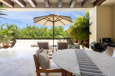 Luxury Villa Photo #5