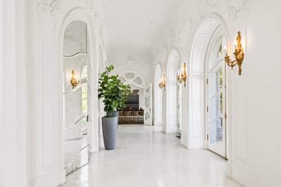 Luxury Villa Photo #21