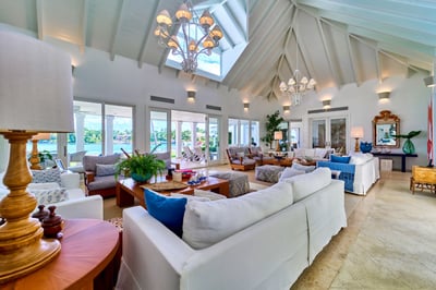 Luxury Villa Photo #12