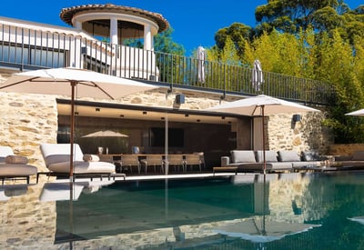 Luxury Villa Photo #2