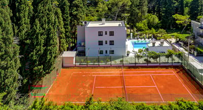 Luxury Villa Photo #11