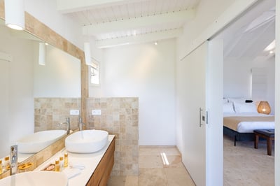 Luxury Villa Photo #27