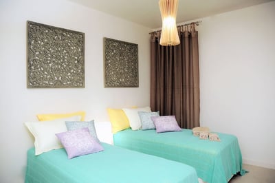 Luxury Villa Photo #12