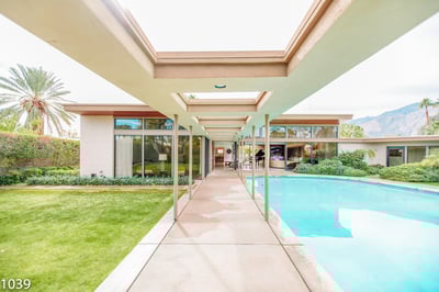Luxury Villa Photo #6