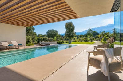 Luxury Villa Photo #10