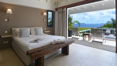 Luxury Villa Photo #12
