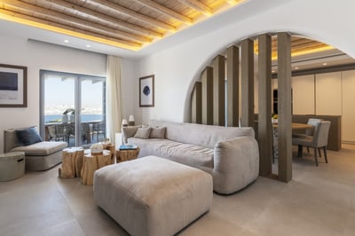 Luxury Villa Photo #21