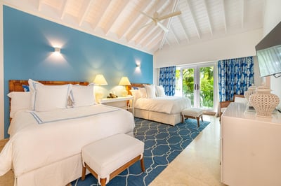 Luxury Villa Photo #24
