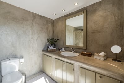 Luxury Villa Photo #32