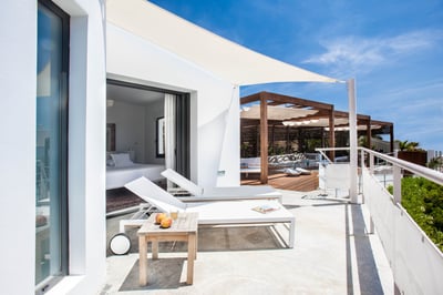 Luxury Villa Photo #15