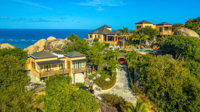 Luxury Villa Photo #45