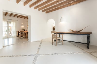 Luxury Villa Photo #14