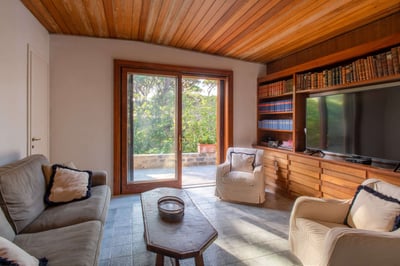Luxury Villa Photo #41