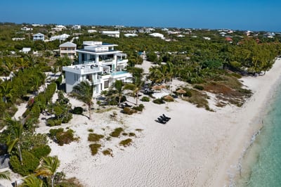 Luxury Villa Photo #27