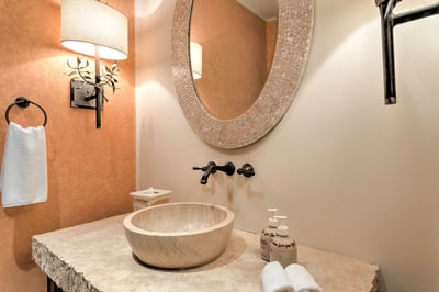 Luxury Villa Photo #22