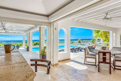 Luxury Villa Photo #10