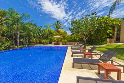 Luxury Villa Photo #25