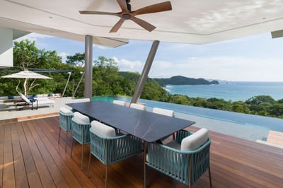 Luxury Villa Photo #13