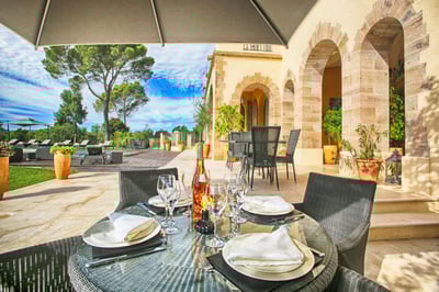 Luxury Villa Photo #3