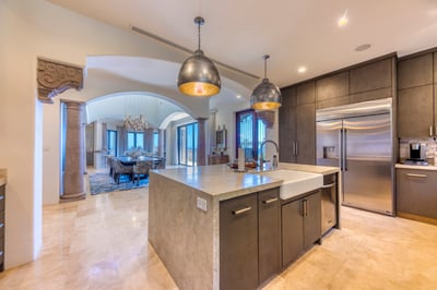 Luxury Villa Photo #44