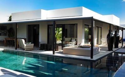 Luxury Villa Photo #2