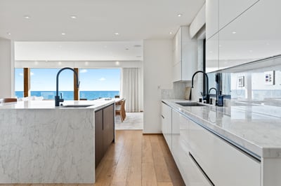 Luxury Villa Photo #5