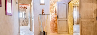 Luxury Villa Photo #30