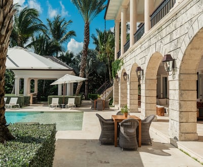 Luxury Villa Photo #13