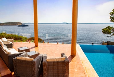 Luxury Villa Photo #7