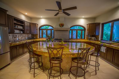 Luxury Villa Photo #19