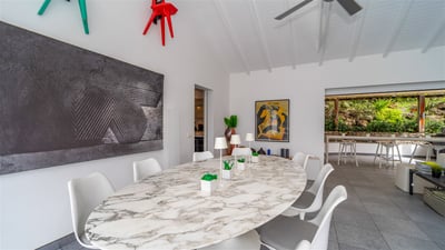 Kitchen & Dining Area