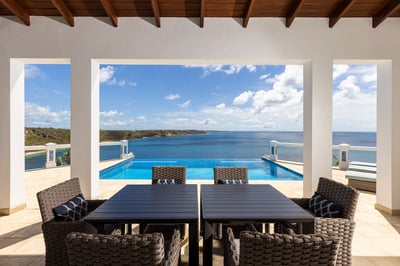 Luxury Villa Photo #4