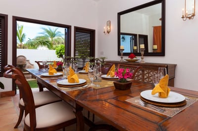 Luxury Villa Photo #16