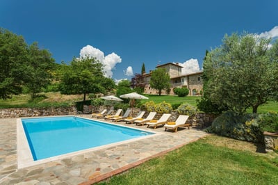 Luxury Villa Photo #2