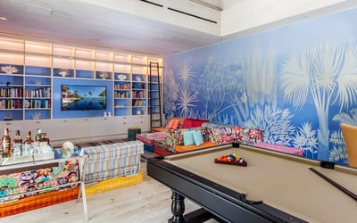 Luxury Villa Photo #17