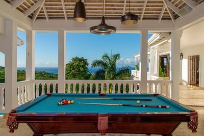 Luxury Villa Photo #4