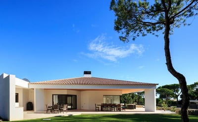 Luxury Villa Photo #5