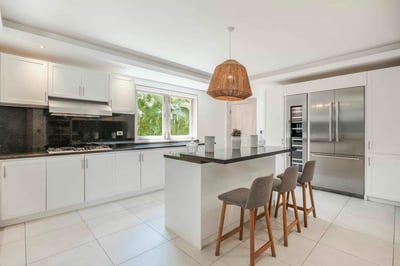 Luxury Villa Photo #27