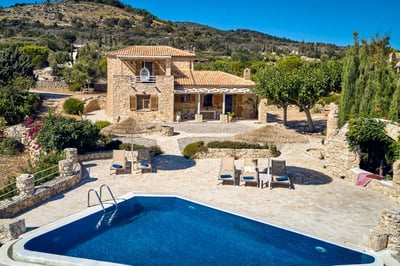 Agios Nikolaos,Villa Loukas