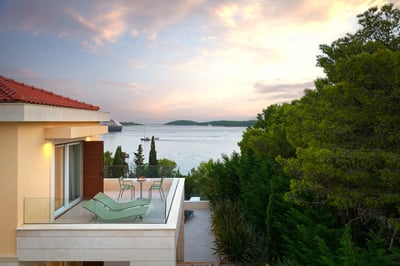 Luxury Villa Photo #27